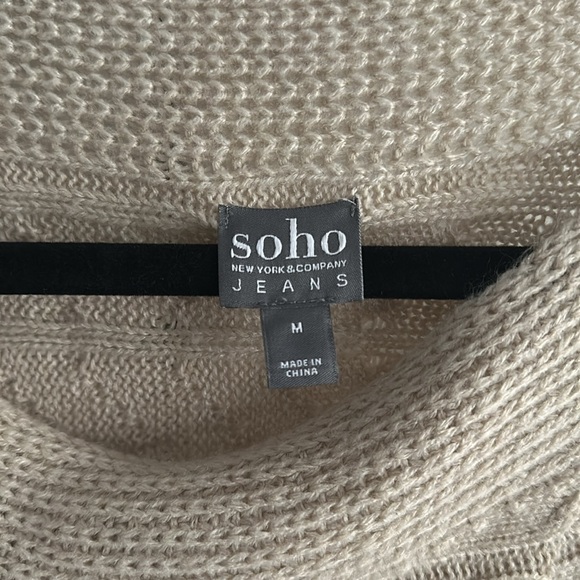 New York & Company Sweater - Picture 2 of 4